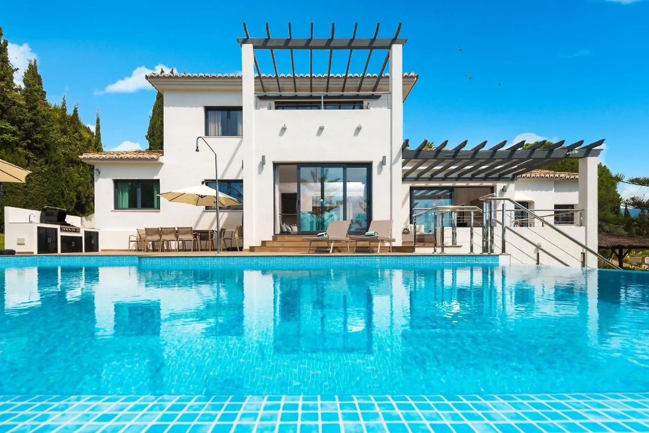 Luz De Verano Stunning Holiday Villa contacts